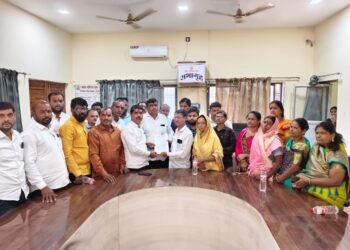 भूम शहरात विकासकामांच्या दर्जावर प्रश्नचिन्ह; अमृत योजना व रस्ते कामे तात्काळ थांबवण्याची १४ नगरसेवकांची मागणी