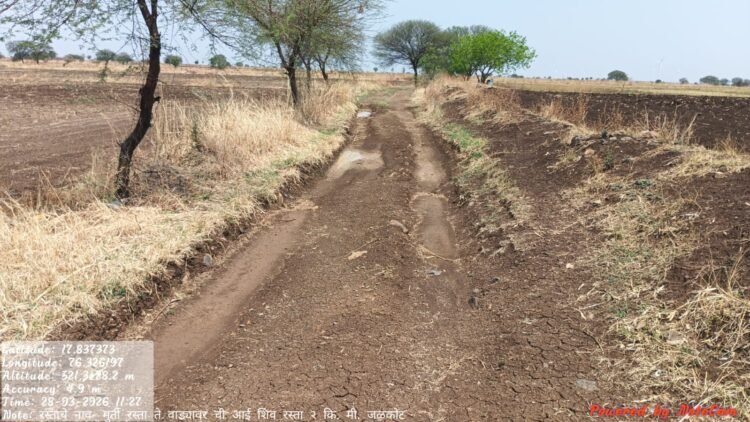 जळकोट येथे शेत रस्ते कामात मोठा भ्रष्टाचार; कागदावरच रस्ते दाखवून लाखो रुपये हडपल्याचा आरोप