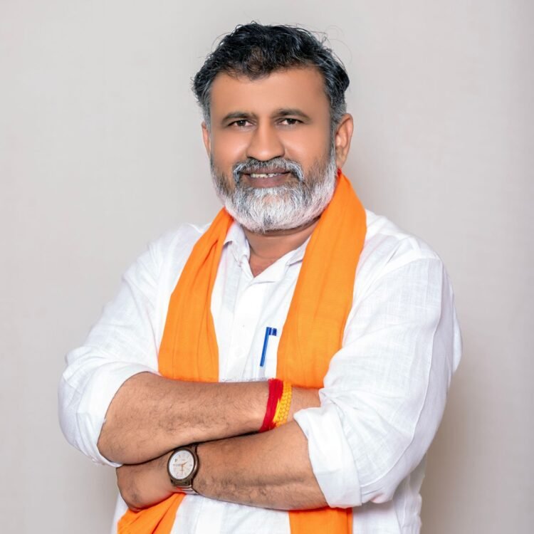 ‘टीव्ही बंदी’च्या रंजक आवाहनापेक्षा शाळांमध्ये मुलींसाठी स्वच्छतागृहे बांधा; ठाकरे गटाचा झेडपी अध्यक्षांना टोला