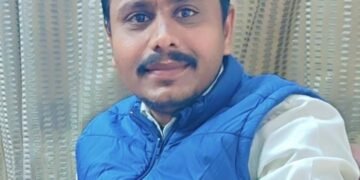 “माझा परिवार, सत्ता परिवार!” मल्हार पाटील तुम्ही स्वतःच्या घरावर कोणता झेंडा लावणार?