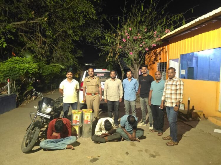 महामार्गावर चालत्या वाहनांतून चोरी करणारी टोळी २४ तासांत गजाआड; धाराशिव स्थानिक गुन्हे शाखेची मोठी कारवाई