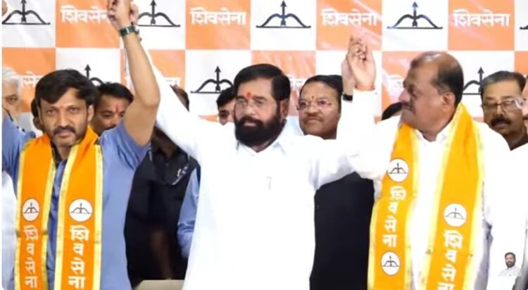 निष्ठेची मशाल विझवून सत्तेचा धनुष्यबाण हाती; ओमराजेंची नवी राजकीय परीक्षा !
