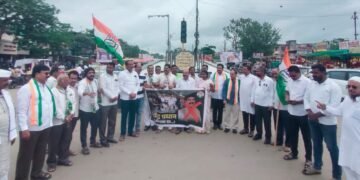 राहुल गांधी यांच्या अटकेच्या निषेधार्थ धाराशिवात काँग्रेसचे आंदोलन