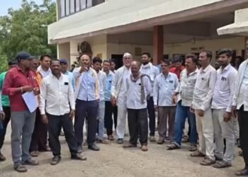भाजप आमदार राणा पाटील यांच्या कारखान्याकडे ऊस वाहतुकीचे भाडे थकीत; वाहतूकदारांचा आत्मदहनाचा इशारा