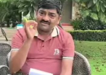 तुळजाभवानी मंदिर संस्थानच्या जनसंपर्क अधिकाऱ्यांना अश्लील शिवीगाळ
