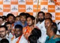 साहेबांच्या ‘डिक्टेटरशिप’ला गळती; रोचकरींचा ‘शिंदे’ गटात प्रवेश, शेटेंचे शिवबंधन अन् कोळगेंना ‘लॉलीपॉप’!