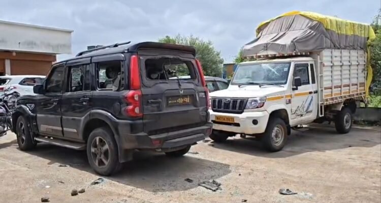 तेरखेड्यात महायुतीतील दोन गटांत तुफान राडा; 45 जणांवर गुन्हा, गावात पोलिसांचा बंदोबस्त